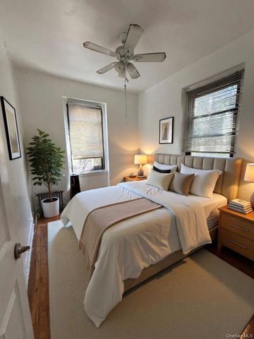 2167 33rd Street 3H, Astoria, NY 11105