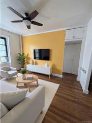 2167 33rd Street 3H, Astoria, NY 11105