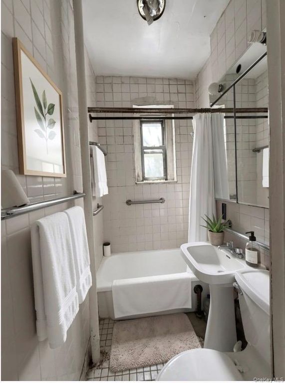2167 33rd Street 3H, Astoria, NY 11105 — photo 4