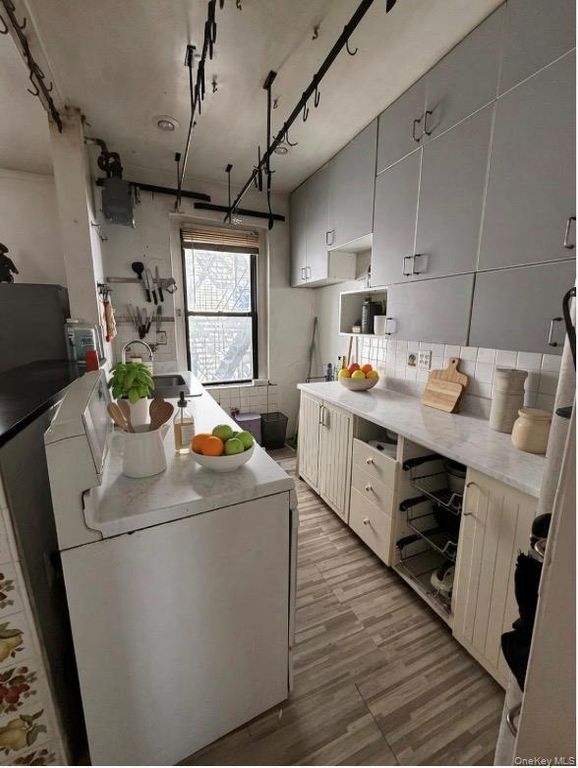 2167 33rd Street 3H, Astoria, NY 11105 — photo 5