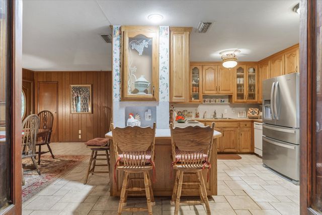 10761 County Road 348, Wills Point, TX 75169