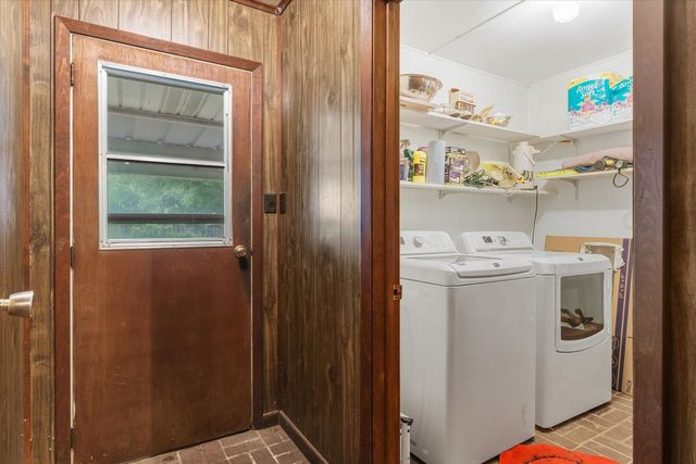 10761 County Road 348, Wills Point, TX 75169
