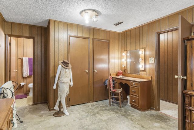 10761 County Road 348, Wills Point, TX 75169