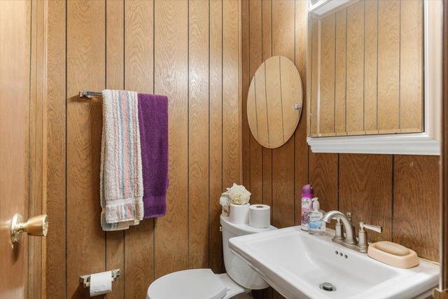 10761 County Road 348, Wills Point, TX 75169