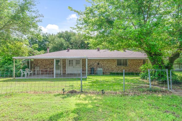 10761 County Road 348, Wills Point, TX 75169