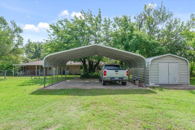 10761 County Road 348, Wills Point, TX 75169
