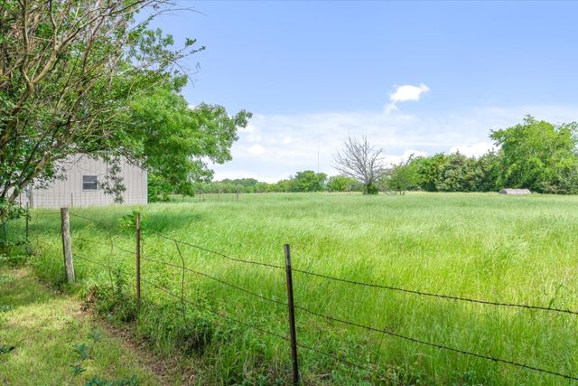 10761 County Road 348, Wills Point, TX 75169