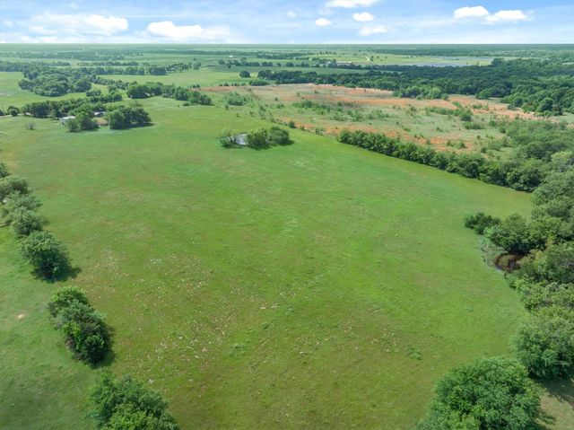 10761 County Road 348, Wills Point, TX 75169