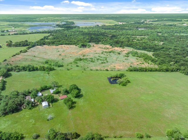 10761 County Road 348, Wills Point, TX 75169