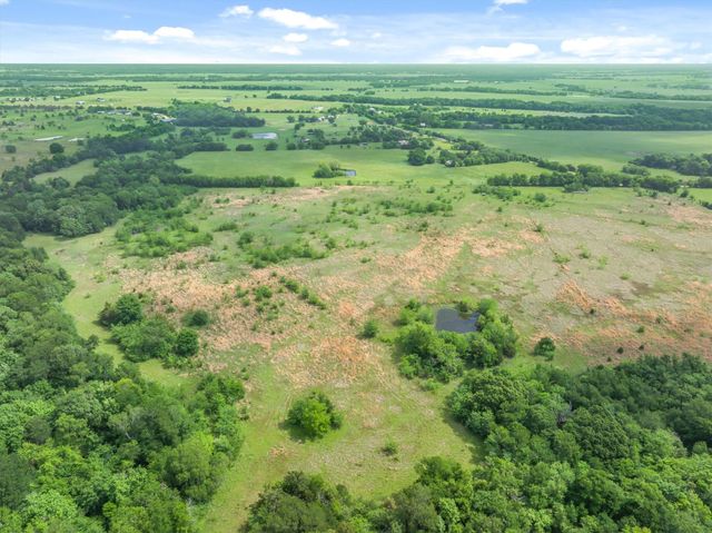 10761 County Road 348, Wills Point, TX 75169