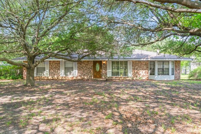 10761 County Road 348, Wills Point, TX 75169