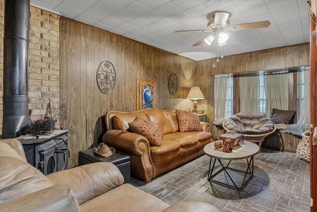 10761 County Road 348, Wills Point, TX 75169