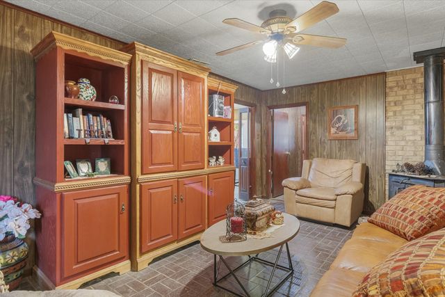 10761 County Road 348, Wills Point, TX 75169
