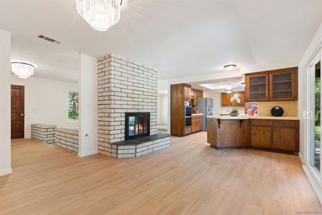 1027 Pepper Tree Lane, Fallbrook, CA 92028