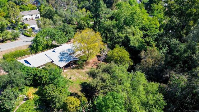 1027 Pepper Tree Lane, Fallbrook, CA 92028