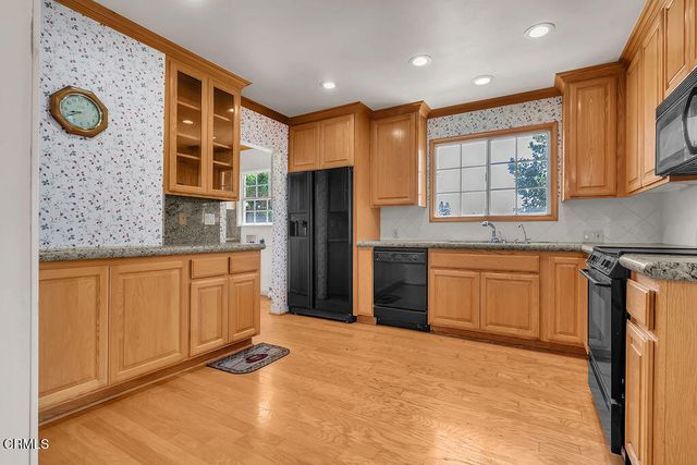 330 E Oakmont Drive, Montebello, CA 90640