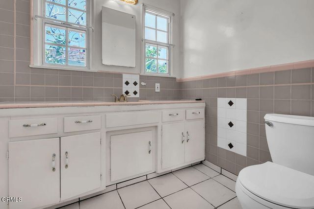 330 E Oakmont Drive, Montebello, CA 90640