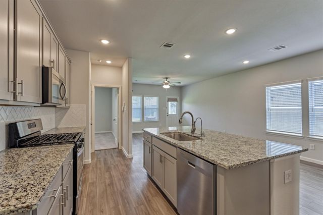 8039 Peppercorn Street, Magnolia, TX 77354