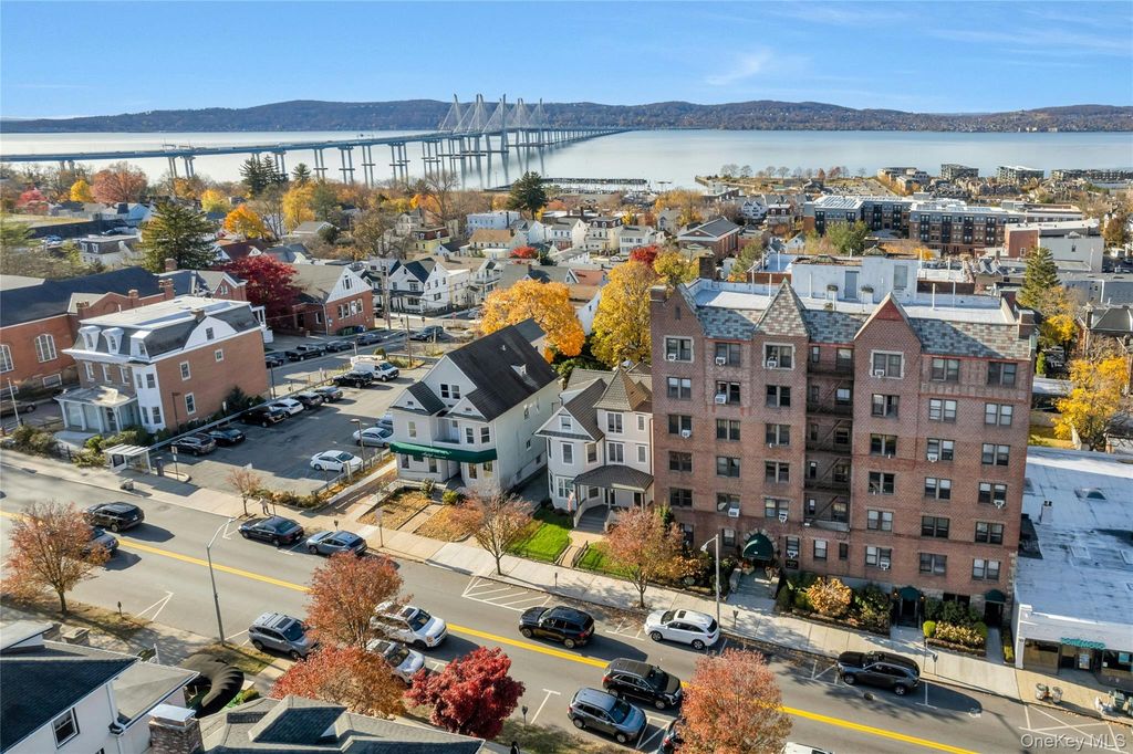 19 S Broadway 5 D, Tarrytown, NY 10591 — exterior