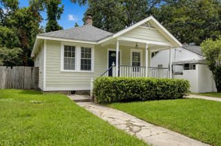 214 Live Oak Avenue, Charleston, SC 29407