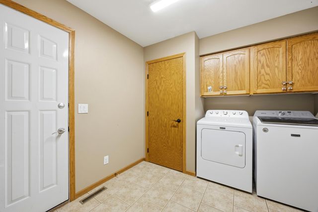2901 32nd Street S, Fargo, ND 58103