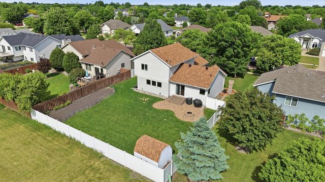 2901 32nd Street S, Fargo, ND 58103