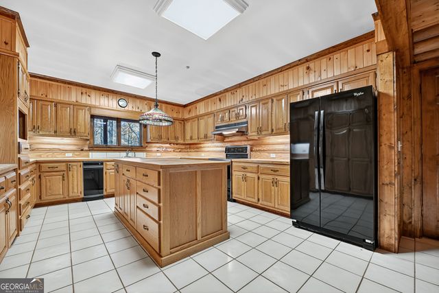200 Lookiba Lane, Ellijay, GA 30540