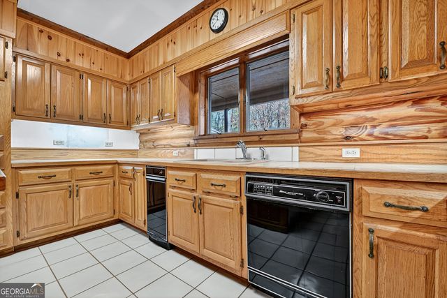 200 Lookiba Lane, Ellijay, GA 30540