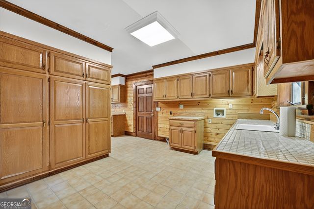200 Lookiba Lane, Ellijay, GA 30540