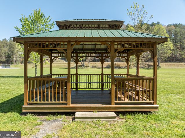 200 Lookiba Lane, Ellijay, GA 30540