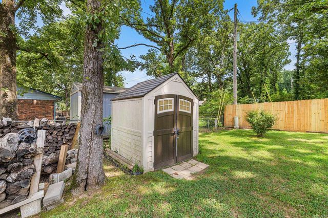 309 Corkwood Drive, Sherwood, AR 72076