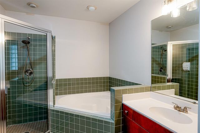 1501 DOYLE CARLTON DRIVE 106, Tampa, FL 33602