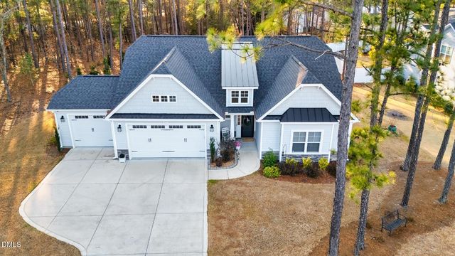 205 Acorn Knoll Drive, Carthage, NC 28327