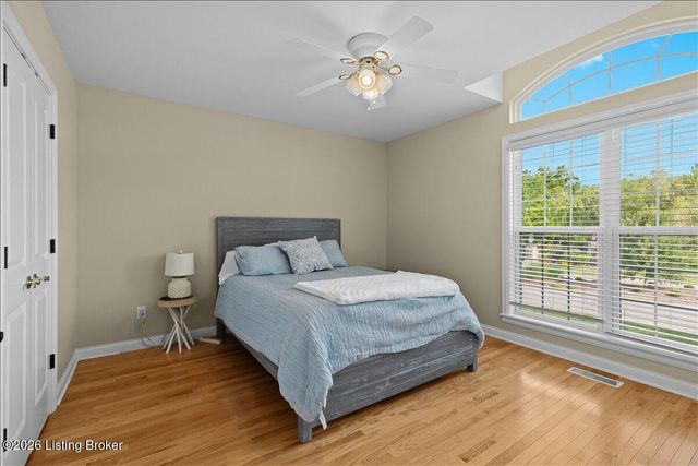 1200 Blackthorn Rd, Louisville, KY 40299
