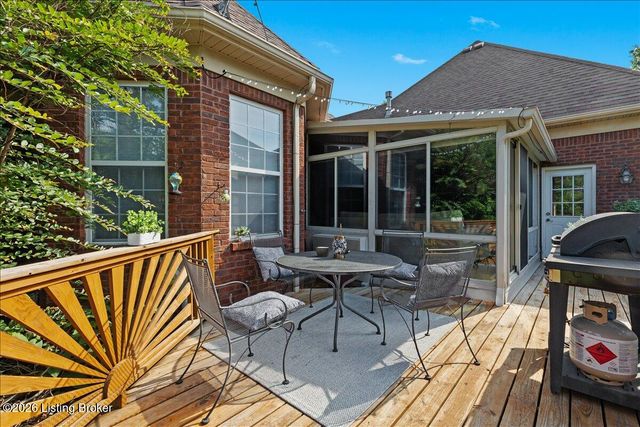 1200 Blackthorn Rd, Louisville, KY 40299