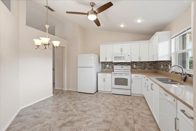 4129 VALLARTA COURT 3008, Sarasota, FL 34233