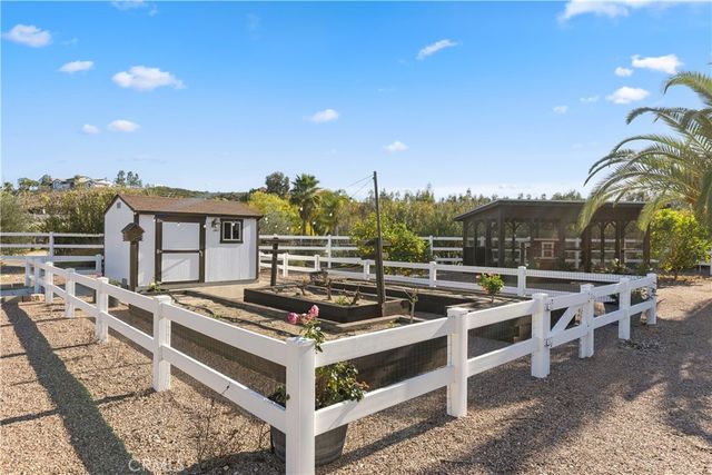 41570 Avenida Bordeaux, Temecula, CA 92592