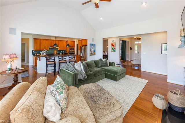 1829 Fury WAY, Virginia Beach, VA 23456