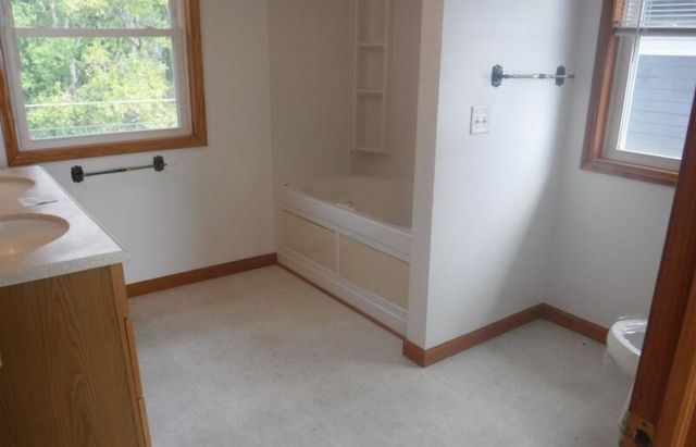 2918 E Shore Drive, Portage, MI 49002