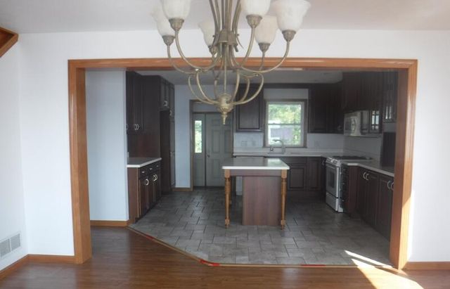 2918 E Shore Drive, Portage, MI 49002