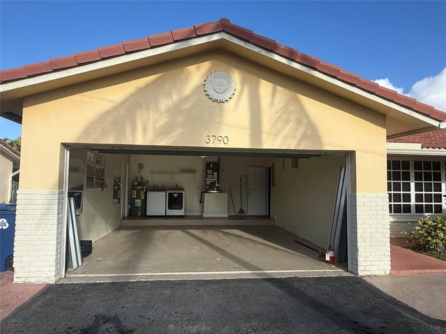 3790 NW 78th Terrace, Coral Springs, FL 33065