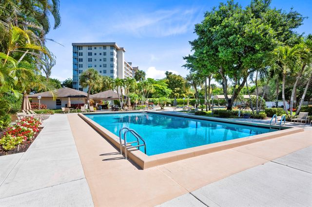 3499 Oaks Way 806, Pompano Beach, FL 33069