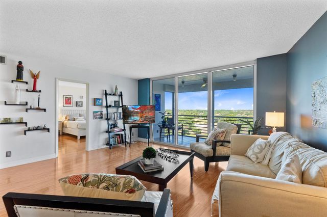3499 Oaks Way 806, Pompano Beach, FL 33069
