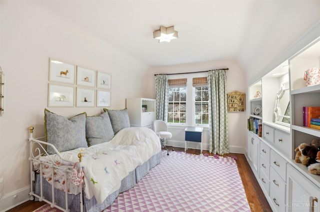 709 Yale Avenue, Terrace Park, OH 45174