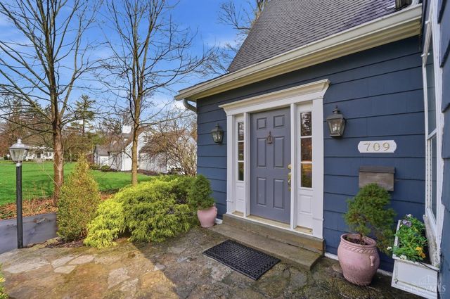 709 Yale Avenue, Terrace Park, OH 45174