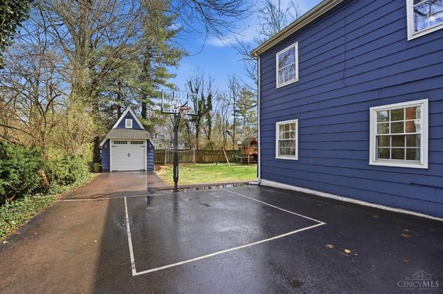 709 Yale Avenue, Terrace Park, OH 45174