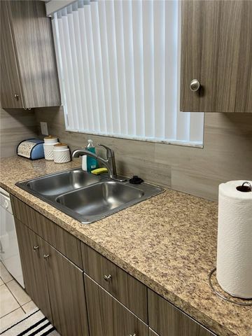 8657 SW 5th Street 108, Pembroke Pines, FL 33025