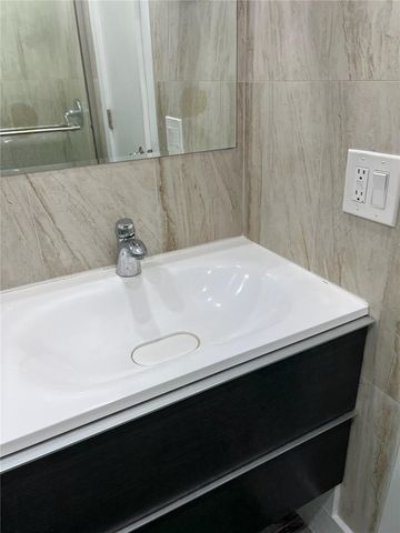 8657 SW 5th Street 108, Pembroke Pines, FL 33025