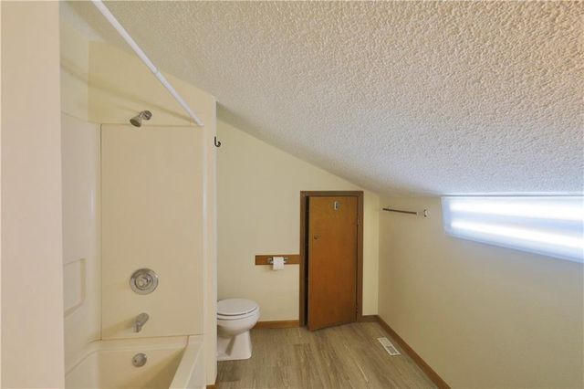 616 Fleming Avenue, Eau Claire, WI 54701