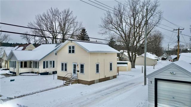 616 Fleming Avenue, Eau Claire, WI 54701